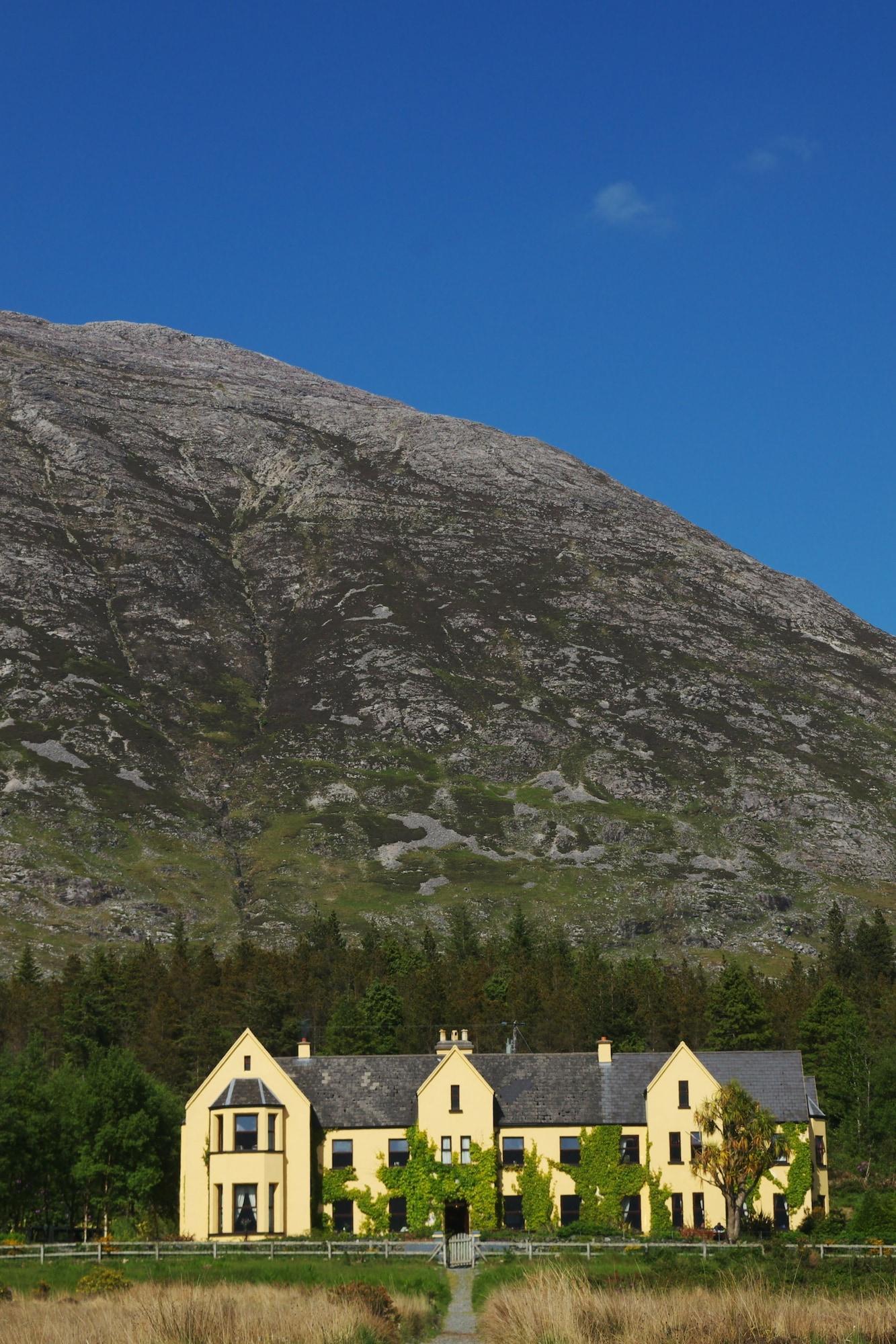 Lough Inagh Lodge Hotel Recess エクステリア 写真