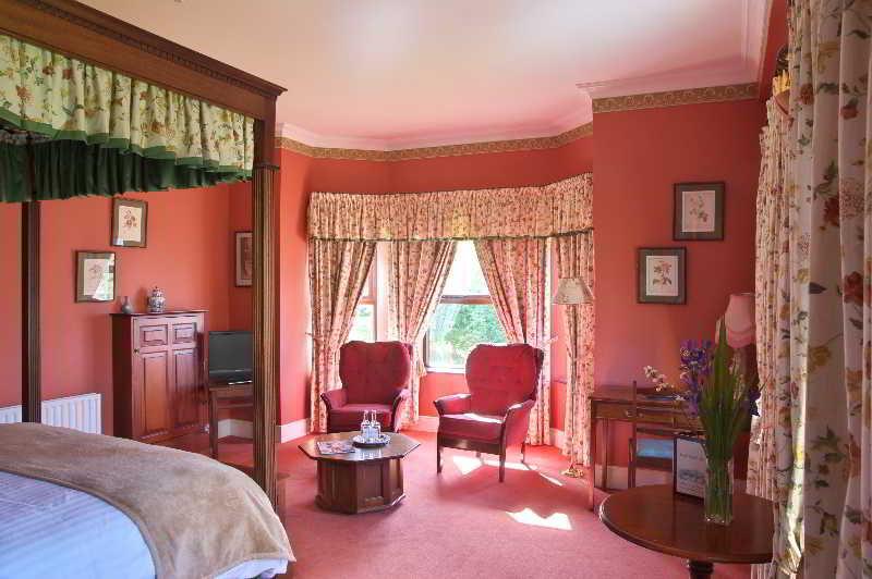 Lough Inagh Lodge Hotel Recess エクステリア 写真