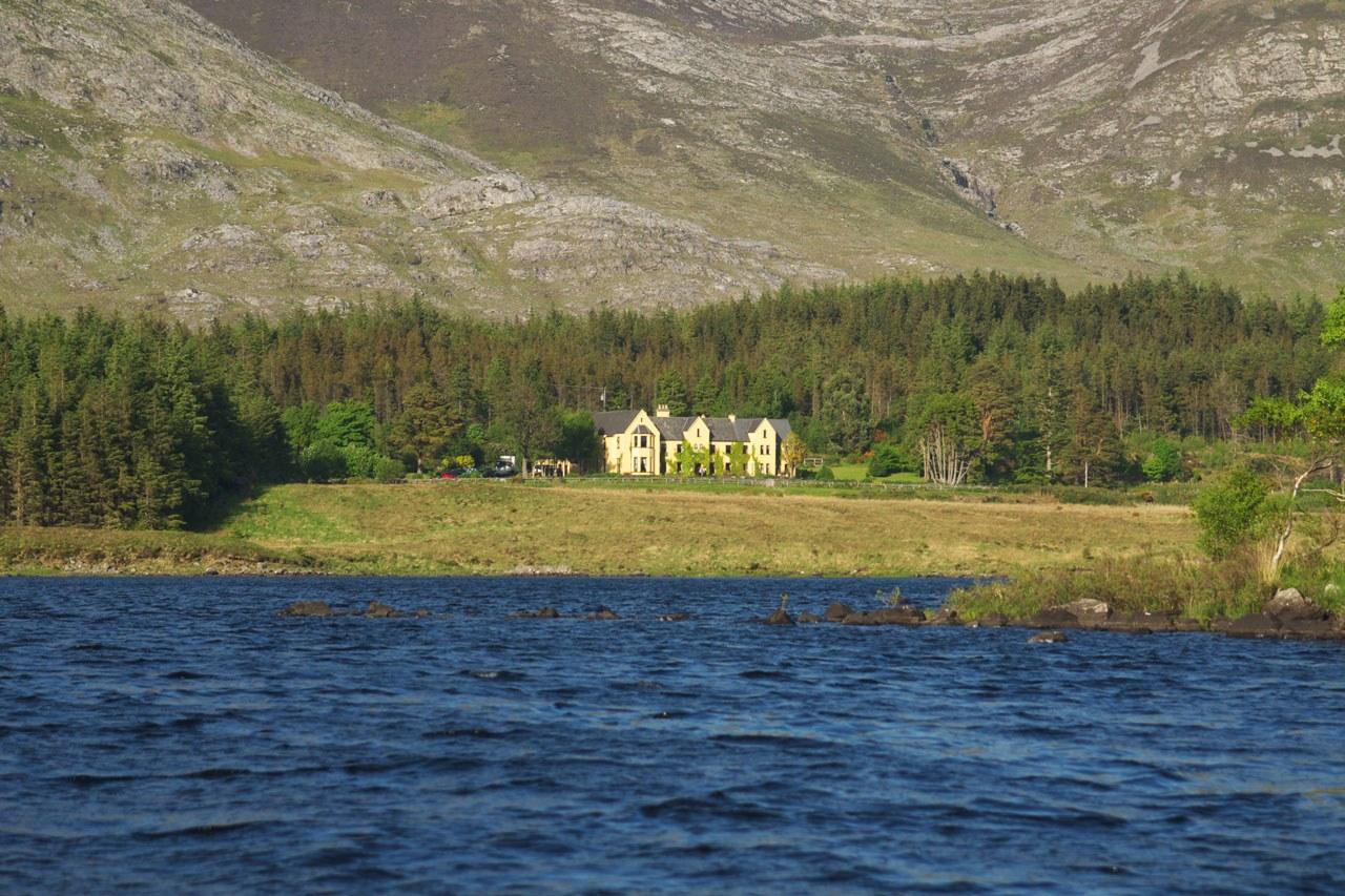Lough Inagh Lodge Hotel Recess エクステリア 写真