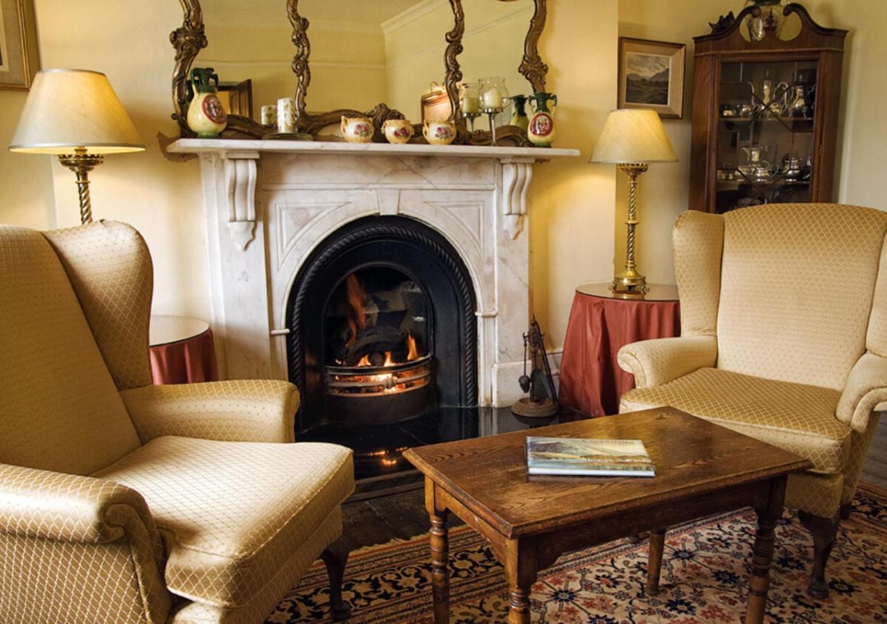 Lough Inagh Lodge Hotel Recess エクステリア 写真